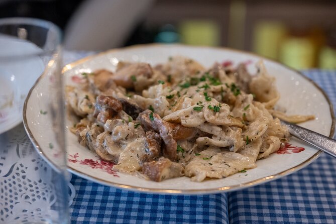 Authentic Croatian Food & Heritage Walk in a Small Group - Stop 1: King Tomislav Square and the Food-Travel Connection