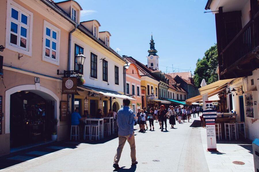 Best of Zagreb Walking Tour - Grič Tunnel to the Shortest Funicular: Fast Orientation With a Twist