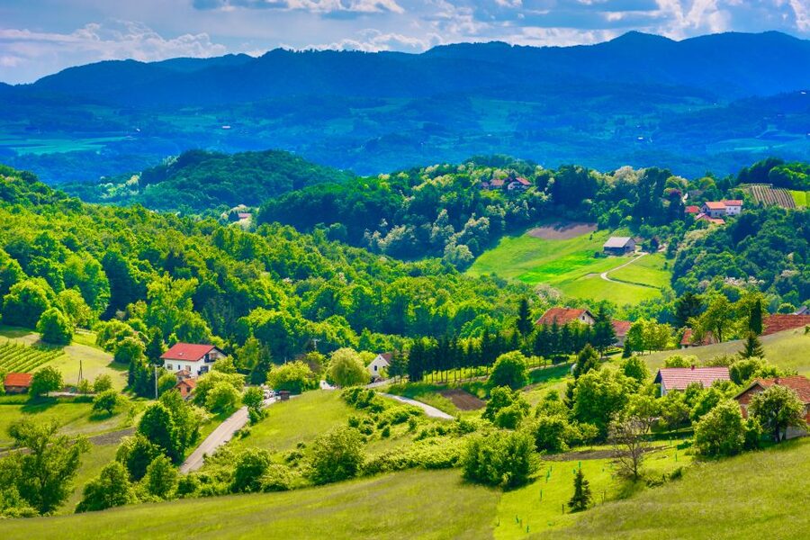 From Zagreb: Fairytale Castle & Wine Tasting & Lunch - Booking Smart: A Few Things to Decide Before You Go