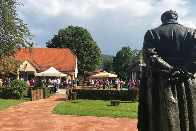 From Zagreb: Ljubljana & Bled Private Guided Tour - Ljubljana Old Town: walking the capital’s highlights at a human pace