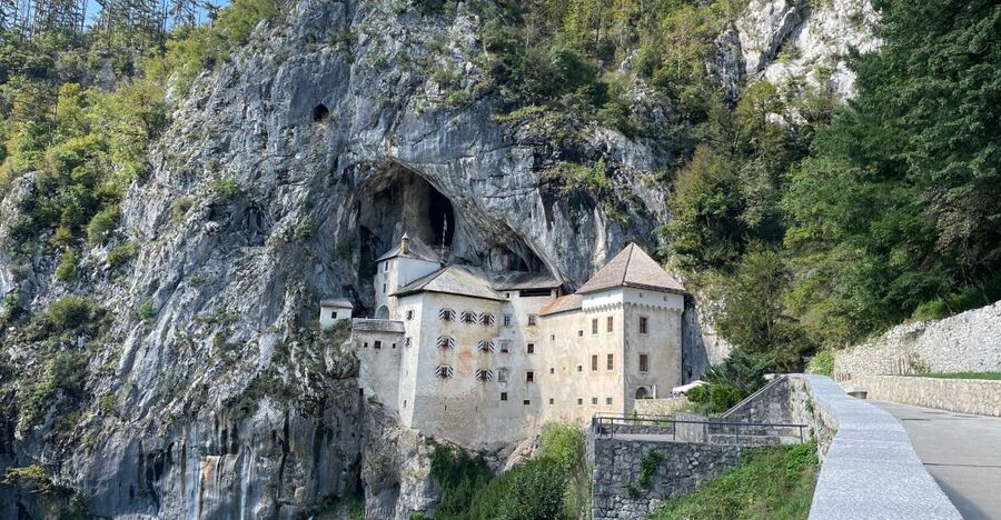 From Zagreb: Ljubljana, Postojna Cave & Predjama with Ticket - From Zagreb to Slovenia’s Top Sights: How the Day Flows