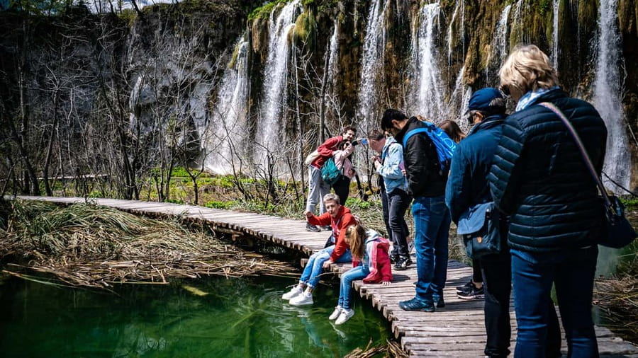 From Zagreb: Plitvice Lakes National Park Full-Day Tour - Boat ride + panoramic train: Why these stops make sense