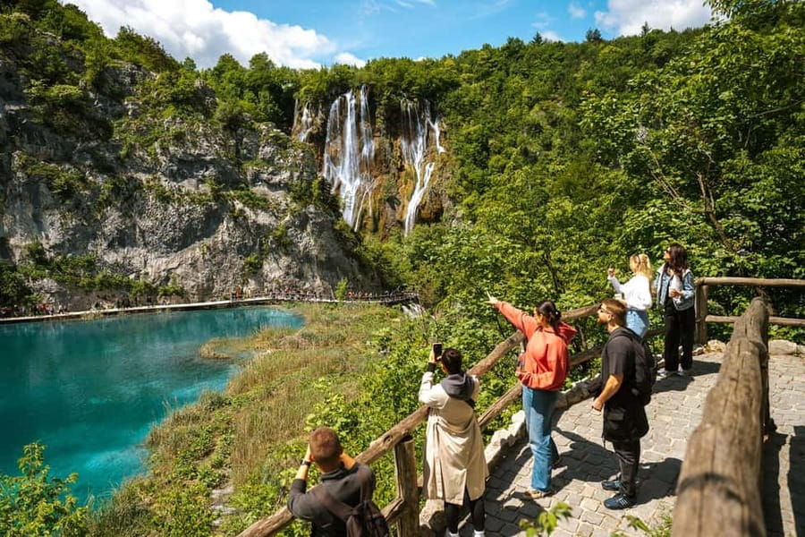 From Zagreb: Plitvice Lakes National Park Tour with Tickets - The van ride from Zagreb: comfortable, timed, and easy to find