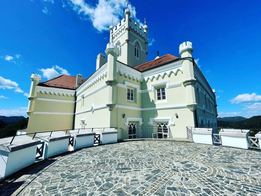 From Zagreb: Varazdin Baroque Town & Trakoscan Castle - Varazdin walking tour: city hall, cathedral, and St. Nicholas