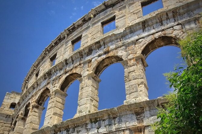 Gems of Istria - Private day-trip to Pula, Rovinj & Motovun from Zagreb - Motovun at Night: Walled Hill Views and Truffle Opportunity