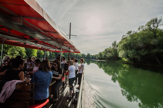 Kupa River Cruise in the Traditional Žitna lađa boat in Karlovac - A Traditional Žitna lađa Boat on the Kupa River: the feel of the ride