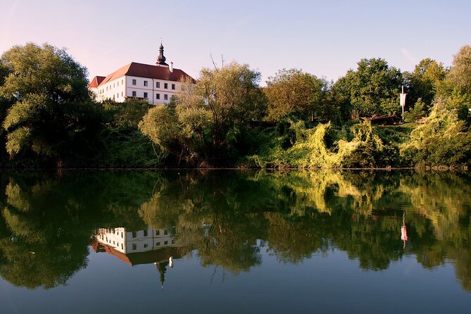 Kupa River Cruise in the Traditional Žitna lađa boat in Karlovac - Who this cruise suits best