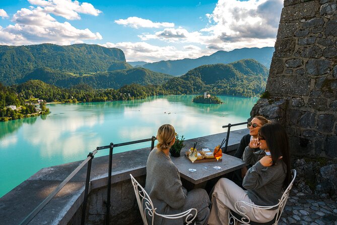 Ljubljana and Bled Lake Small Group Tour - The classic Lake Bled moment: Pletna boats to the island