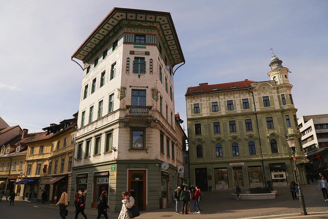 Ljubljana and Bled Small Group Tour from Zagreb with guide - Price reality check: what $120.98 really buys you