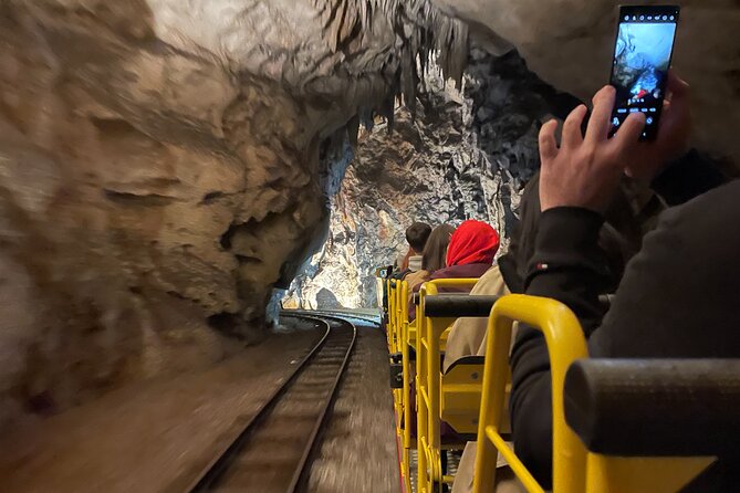 Ljubljana, Postojna Cave&Predjama Castle with Tickets from Zagreb - Hotel Pickup, Small-Group Timing, and the Reality of a Long Day