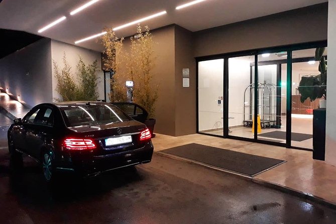 Luxury Private Transfer Zagreb Airport - Zagreb - Airport-to-hotel comfort in about 20–40 minutes