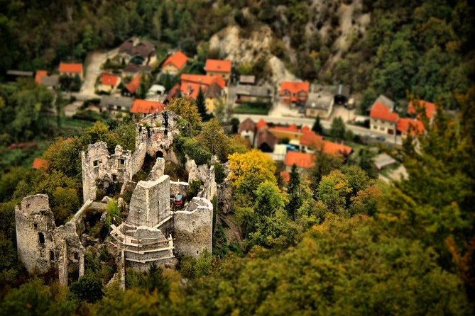 Picturesque Samobor & Samobor Castle Half-day Tour - English guidance that turns sightseeing into understanding