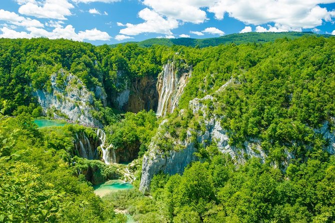 Plitvice Lakes Guided Tour from Zagreb - Meet in Zagreb and roll out early