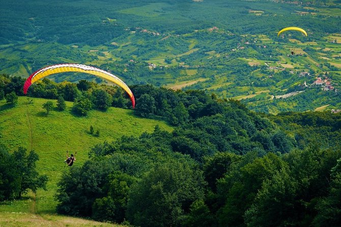Private eclectic hiking experience of Samobor Hills - Summit break and snack strategy: staying comfortable without overpacking
