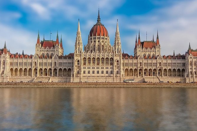 Private Transfer from Zagreb to Budapest with 2 hours for sightseeing - Your sightseeing stop menu: what you’ll do in 60–120 minutes