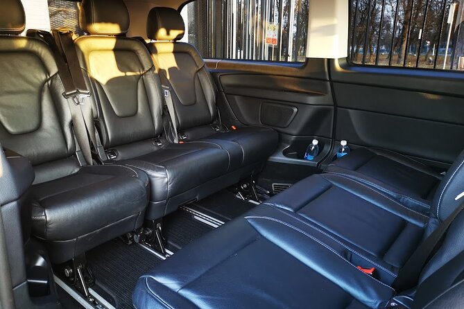 Private transfer Zagreb to Split or Split to Zagreb - Route Choice: Old Road Versus Highway and Staying on Schedule