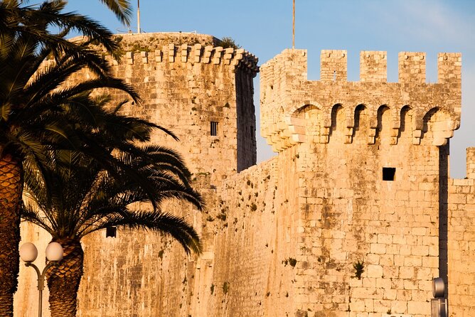 Private transfer Zagreb to Split or Split to Zagreb - Cars, Vans, and Luggage Space for Up to 3 or 7 People