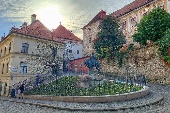 The best of Zagreb in half-day - Private 4-h tour - Mirogoj Cemetery: walking time you’ll remember