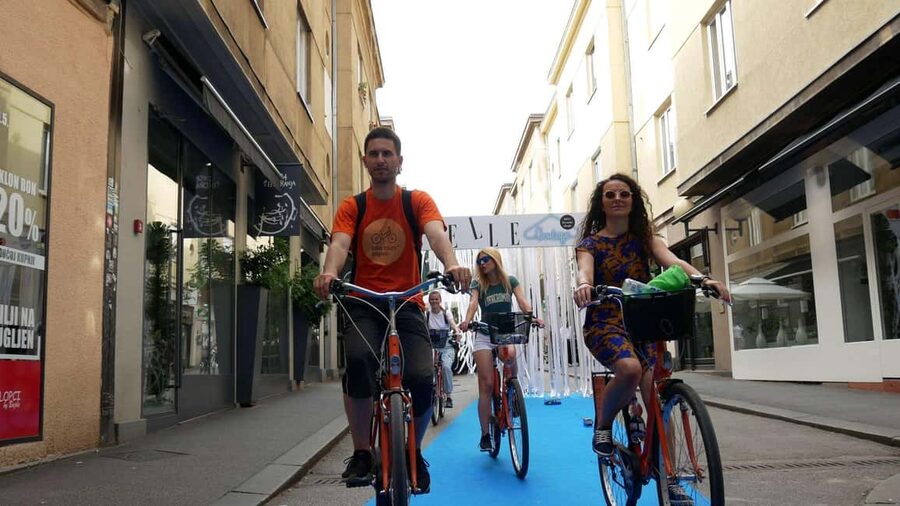 Zagreb: 3–Hour Classic Bike Tour - Cathedral of Zagreb: What You Notice When You’re Not Rushed