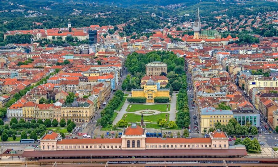 Zagreb BIG Tour - Private Tour - Mirogoj Cemetery: Where Zagreb Gets Real