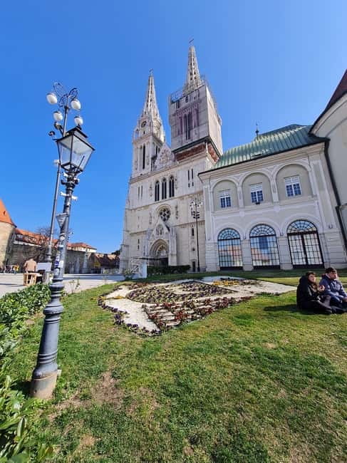 Zagreb: City and WWII Tunnels Walking Tour - Starting at Zrinjevac Park: where your Zagreb bearings snap into place