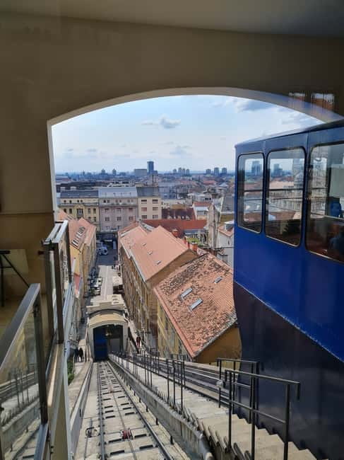 Zagreb: City and WWII Tunnels Walking Tour - Lower Town stops that feel like real Zagreb: Bogovićeva and Ban Jelačić Square