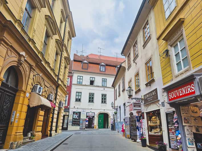 Zagreb: Explore with an Art Historian – Private Walking Tour - The secret stops: where the route gets memorable