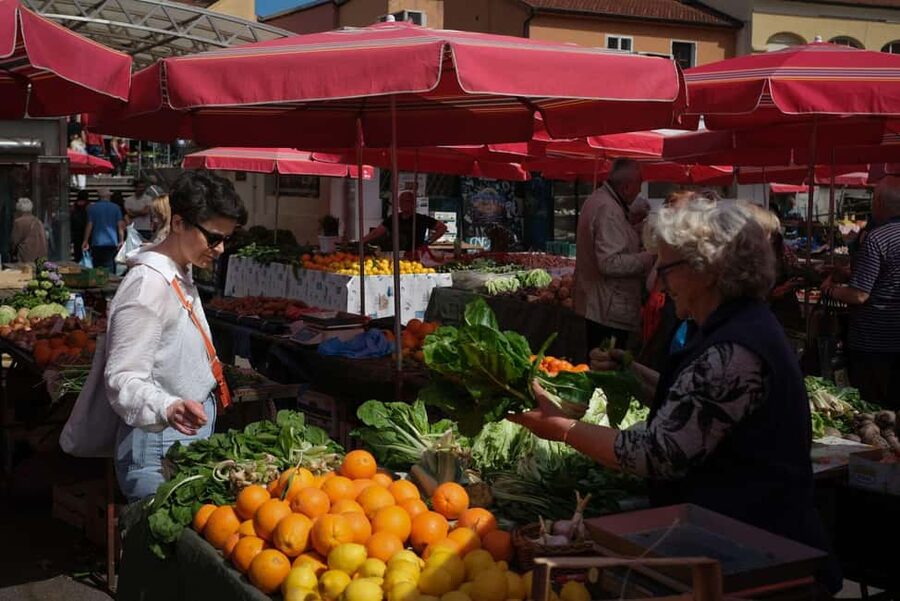 Zagreb Food Tour: Bite into Traditional Dishes and Flavors - Zagreb Food Tour: why the food feels more local than planned
