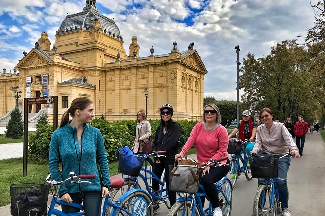 Zagreb Highlights Bike Tour - The Upper Town highlights: culture, viewpoints, and architectural stops