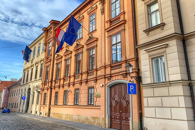 Zagreb Private Walking Tour with a local - Funicular Railway ticket included, plus the noon ritual at Lotrščak
