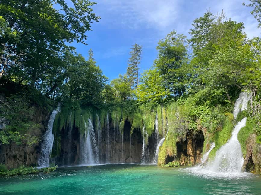 Zagreb: Rastoke & Plitvice Lakes Guided Tour with Ticket - Your licensed guide: the difference between seeing and understanding