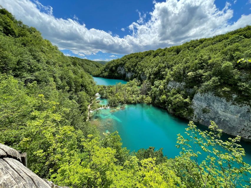 Zagreb: Rastoke & Plitvice Lakes Guided Tour with Ticket - Seasonal reality check: winter routes and shorter days