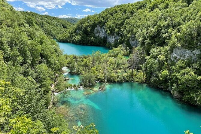Zagreb to the PLITVICE MAGIC LAKES - 3+1 free or 6+1 free - Boat cruise and electric train: why the included rides matter