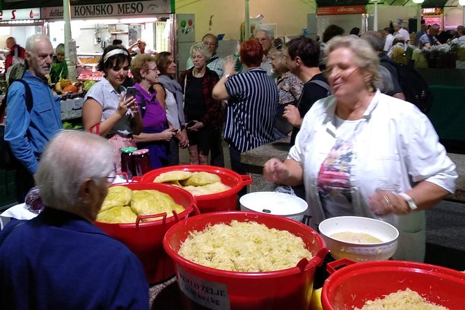Zagreb Walking Food Tour - Sightseeing - Dolac Market Visit - La Štruk Strukli (30 Minutes): A Croatian Savory Cheese Signature